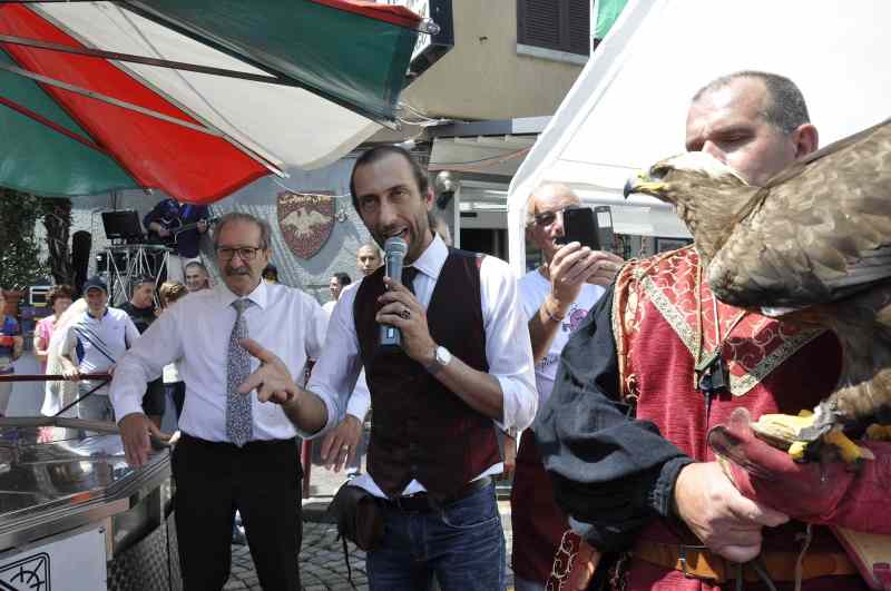IVREA – Tutto pronto per “Primavera a Porta Torino – La Grande Zuppa di Pesce" 1 Ivrea zuppa pesce