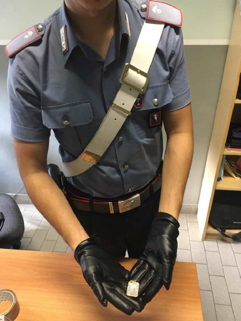 TORINO – Tenta di un uccidere una connazionale, nigeriano inchiodato dalla catenina strappata 1 Torino tentato omicidio 1
