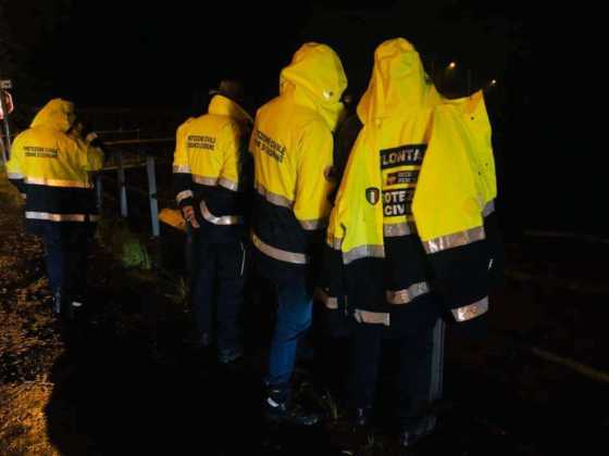 MALTEMPO – Strade allagate e disagi; è ancora allerta rossa