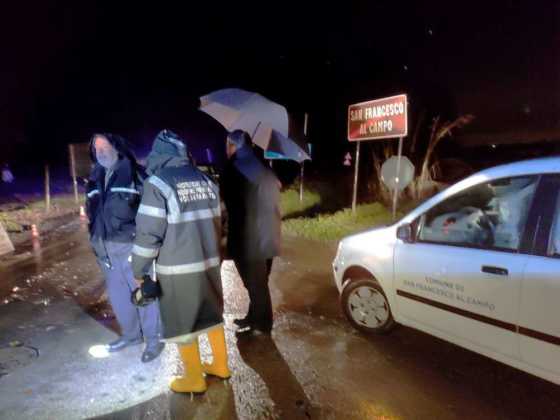 MALTEMPO – Strade allagate e disagi; è ancora allerta rossa