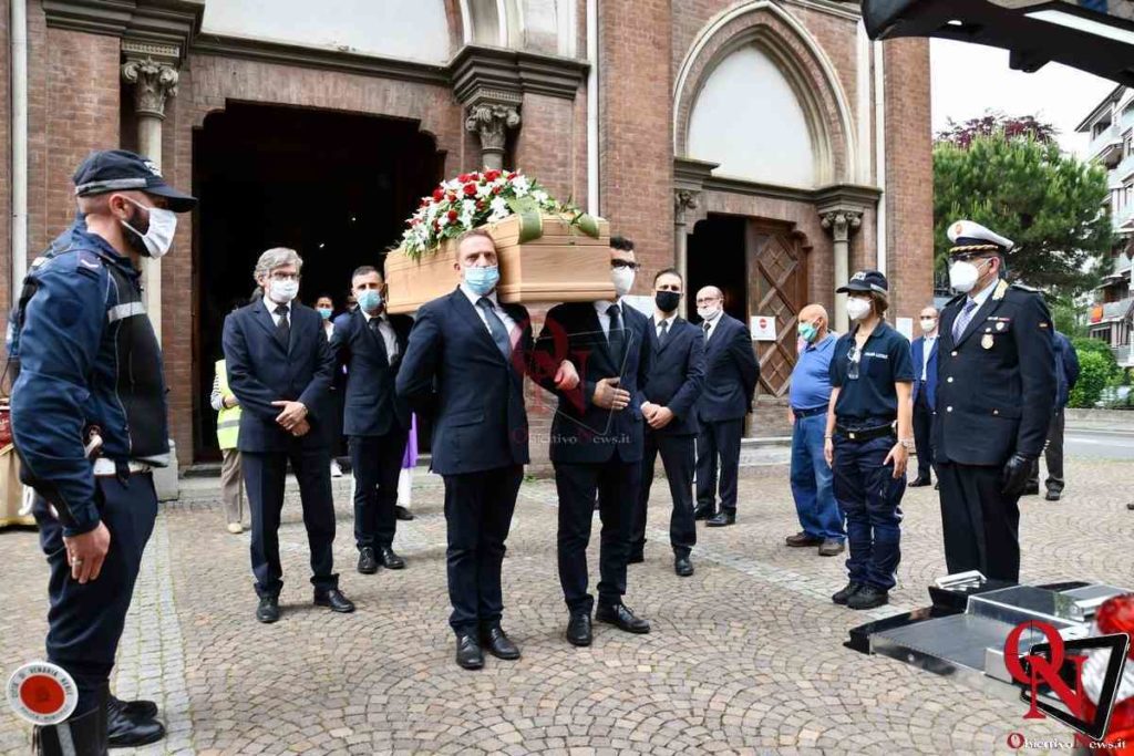 VENARIA REALE – L'ultimo saluto a Giuseppe Cainero (FOTO E VIDEO) 1 25 05 2020 Venaria Reale funerali cainero 2