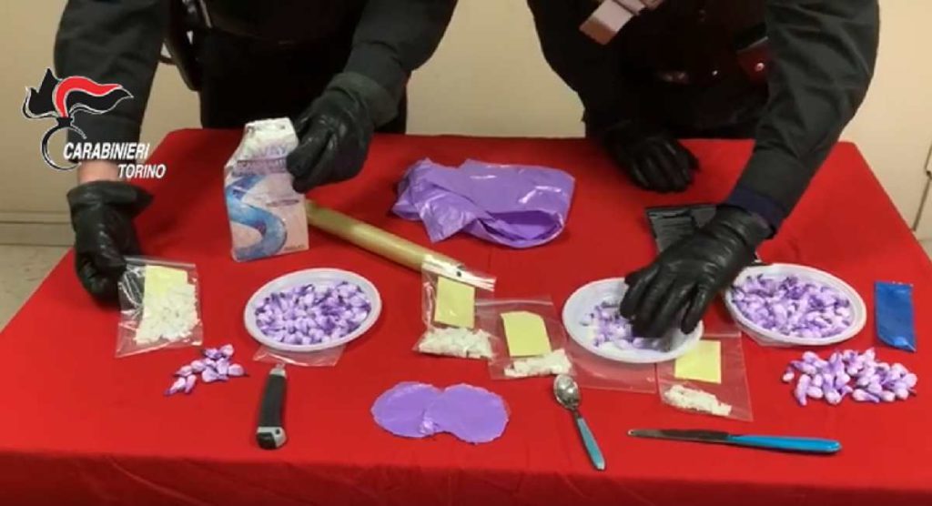 SAN GIORGIO / CASTELLAMONTE - Producevano crack in casa, arrestati quattro ragazzi (VIDEO) 1 san giorgio castellamonte produzioen di crack