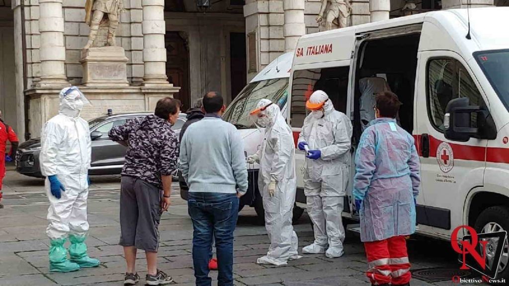 TORINO – Sgomberati i senzatetto da piazza Palazzo di Città (FOTO E VIDEO) 3 torino sgombero senzatetto 2 Res