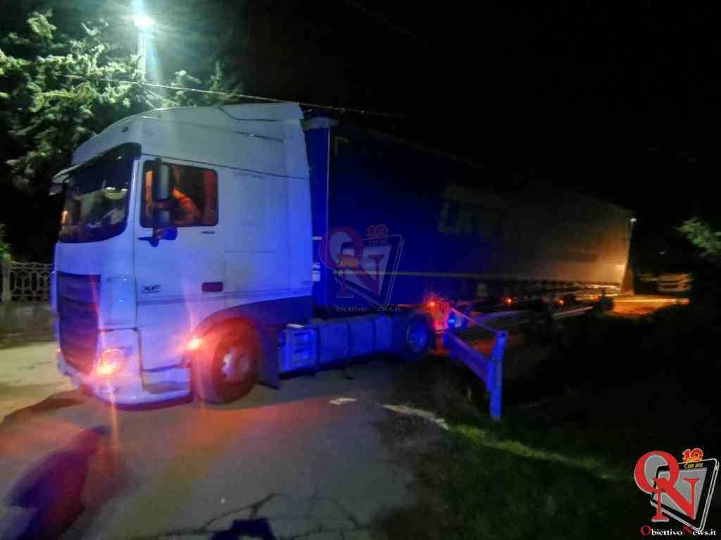 VALPERGA – Camion bloccato in località Braidacroce (FOTO E VIDEO) 2 camion bloccato